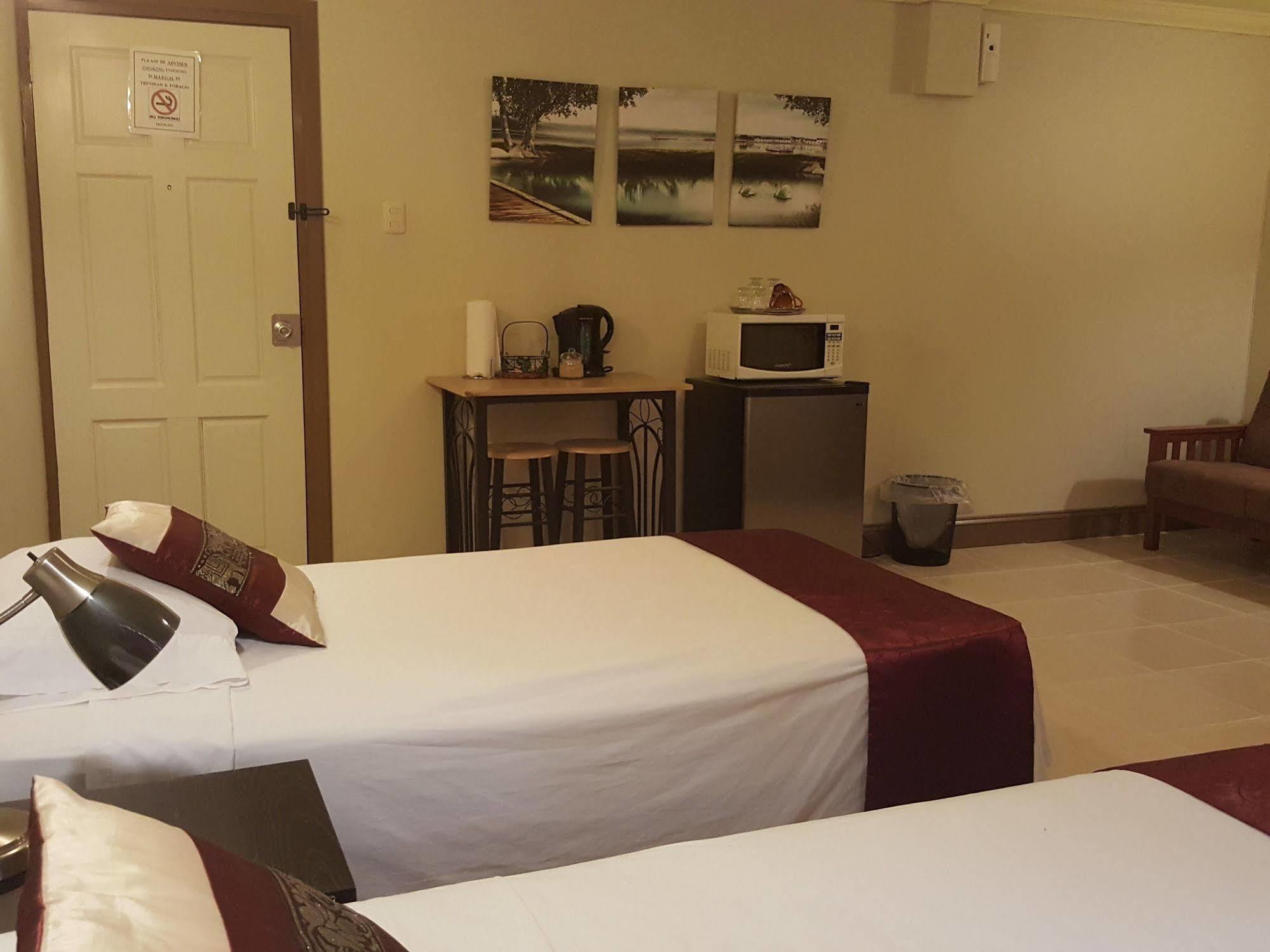 Savannah Maison Guest House Port of Spain Exterior foto